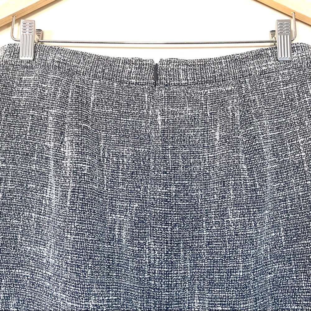 Banana Republic Skirt - Picture 7 of 8